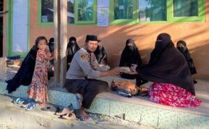 Da’i Kamtibmas Polres Tojo Unauna Kunjungi Pondok Pesantren Putri Madarisul Quran, Berikan Pesan Kamtibmas dan Sarana Kontak