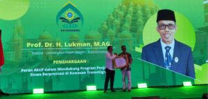 Rektor UIN Datokarama Palu Raih Penghargaan Dari Kementerian Desa, Pembangunan Daerah Tertinggal
