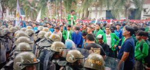 Koalisi Organisasi Pers Kecam Kekerasan Aparat Terhadap Mahasiswa di Palu: Demokrasi Indonesia dalam Bahaya