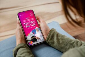 Indosat Luncurkan Paket Tri Ibadah, Dukung Konektivitas Jamaah Umrah dan Haji 2025